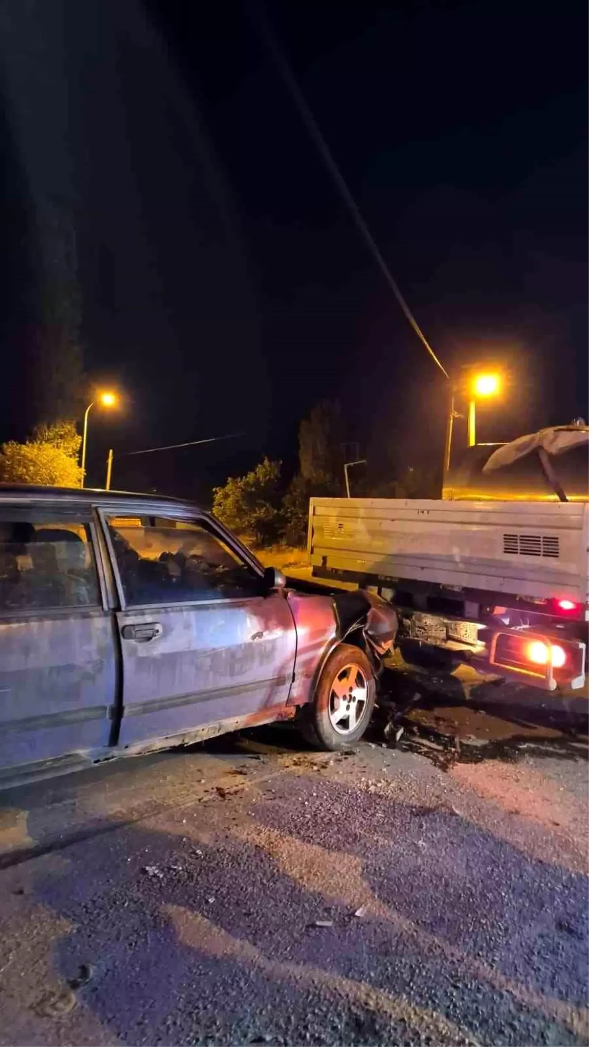 afyonkarahisarda trafik kazasi 2 yarali c1wkpubs.jpg