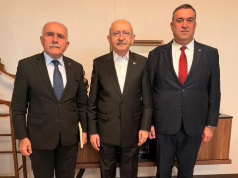 Kemal Kılıçdaroğlu’ndan Stratejik Adım: Gürsel Tekin’in Yardımcılarıyla Buluştu