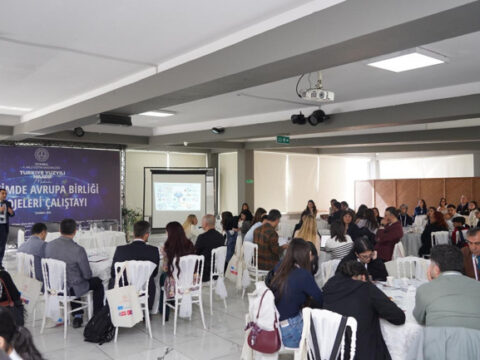 Meslek lisesi öğrencileri yurt dışında staj yapıyor