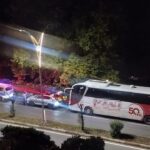 Polis aracina carpan yolcu otobusunun soforu alkollu cikti FHFB9Leb